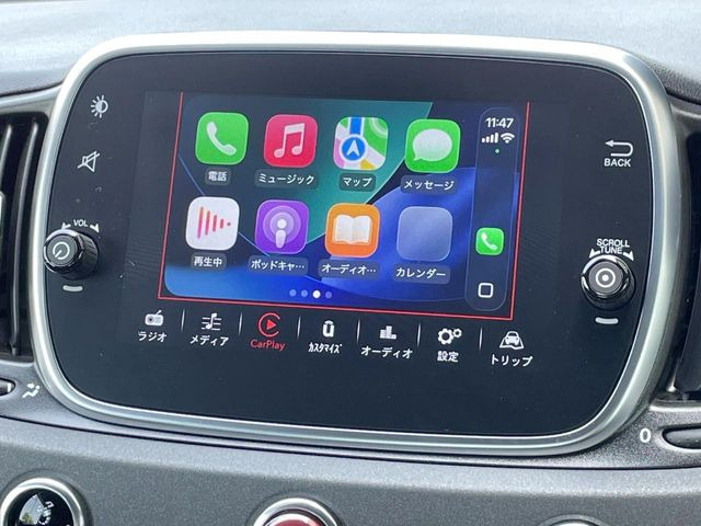 ��Apple Car Play:�X�}�z�Ƃ̗L���ڑ��ŁA�i�r�E�I�[�f�B�I�Đ��ȂǃX�}�z�̃A�v���@�\����ʂł��g����֗��@�\�ł�!