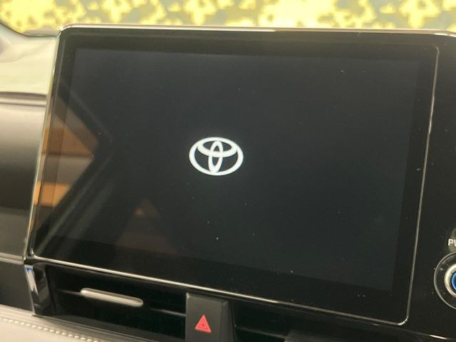 �y10.5�C���` �f�B�X�v���C�I�[�f�B�I�z���ʂ̃f�B�X�v���C��AppleCarPlay��AndroidAuto�����p�\�B�傫�ȉ�ʂŃX�}�z�i�r�A�v���������p���������܂���