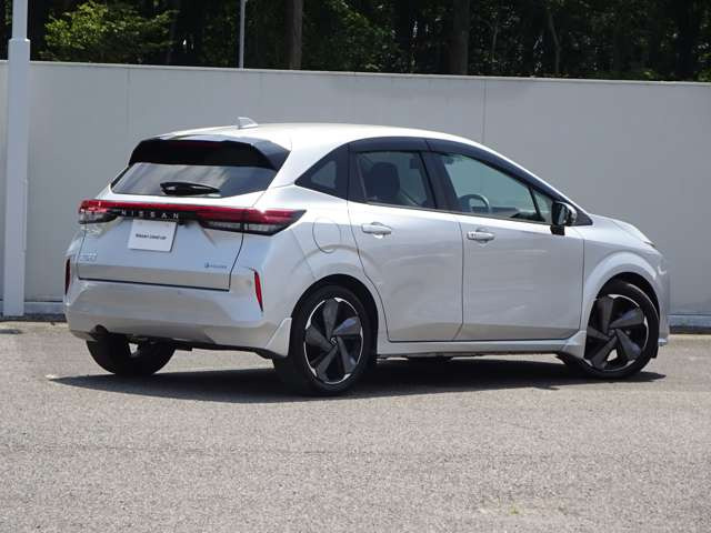 ノートオーラ1.2 G レザーエディション