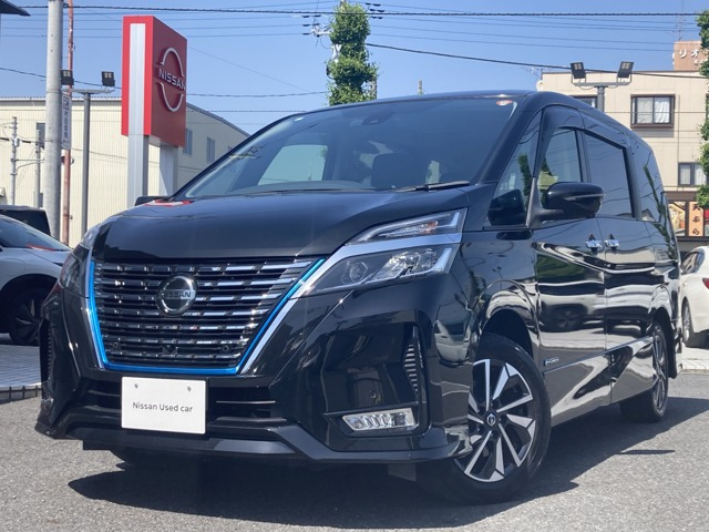 セレナ1.2 e-POWER ハイウェイスターV