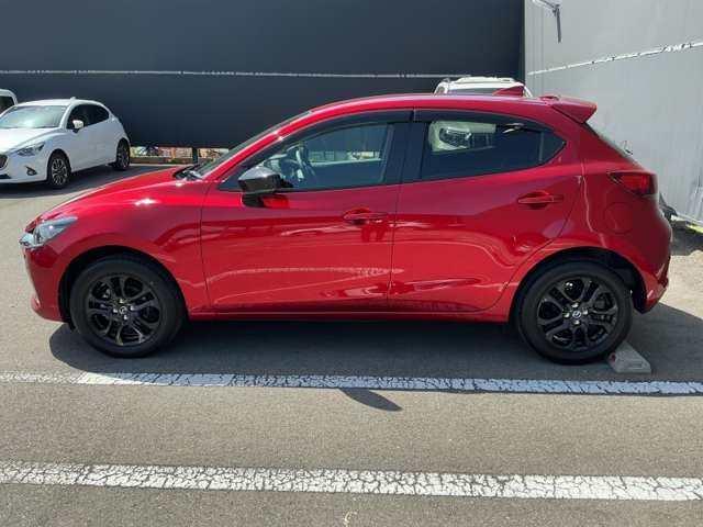 MAZDA21.5 15S ブラックトーンエディション 4WD