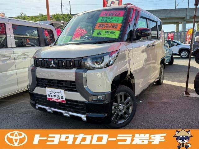 デリカミニT プレミアム 4WD