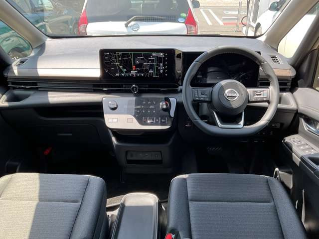 セレナ1.4 e-POWER ハイウェイスターV
