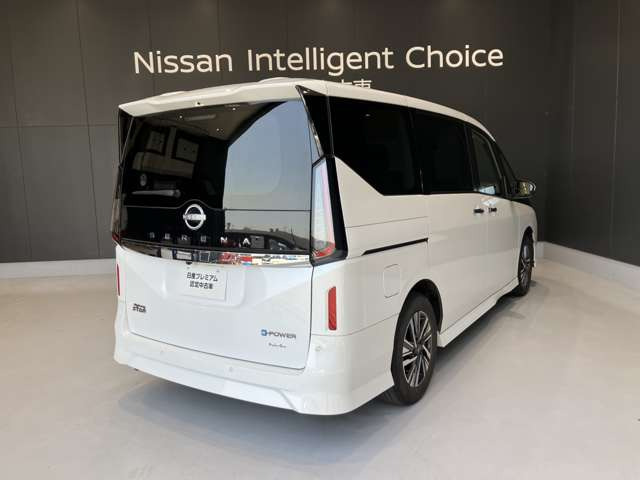 セレナ1.4 e-POWER ハイウェイスターV