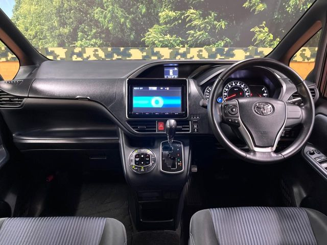 ヴォクシー2.0 ZS 煌
