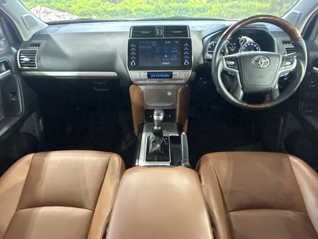 ランドクルーザープラド2.7 TX Lパッケージ 70th アニバーサリーリミテッド 4WD