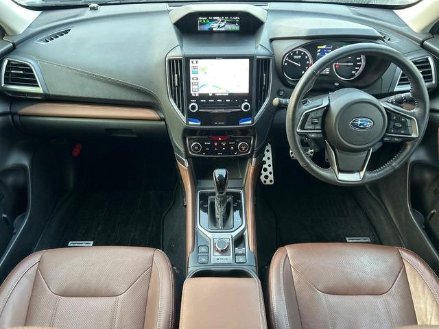 フォレスター2.0 アドバンス 4WD