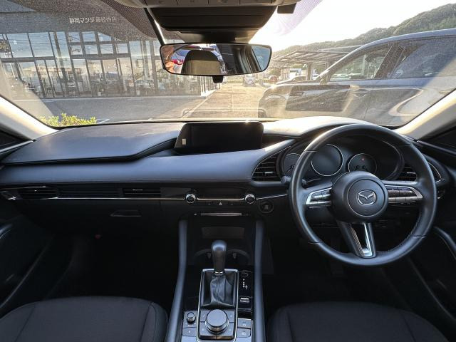 MAZDA3セダン1.5 15S ツーリング