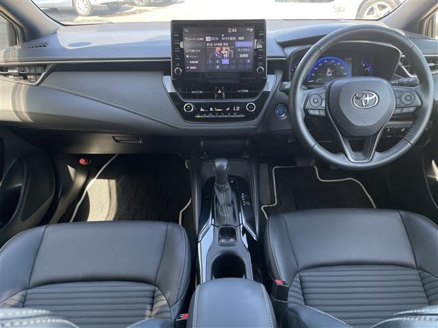 カローラツーリング1.8 ハイブリッド W×B E-Four 4WD