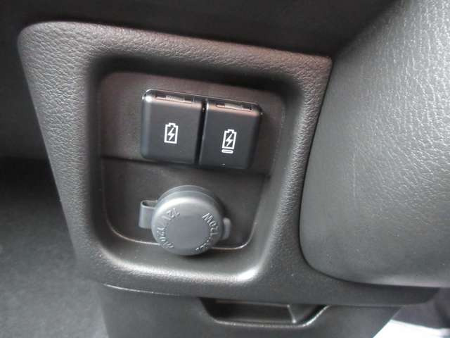 USB�|�[�g�t���ł�!!
