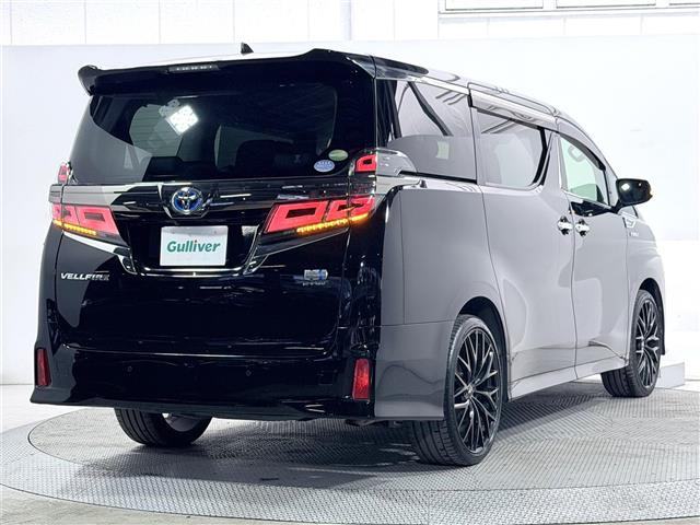 ヴェルファイアハイブリッド 2.5 ZR Gエディション E-Four 4WD