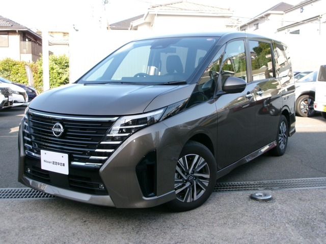 セレナ1.4 e-POWER ハイウェイスターV