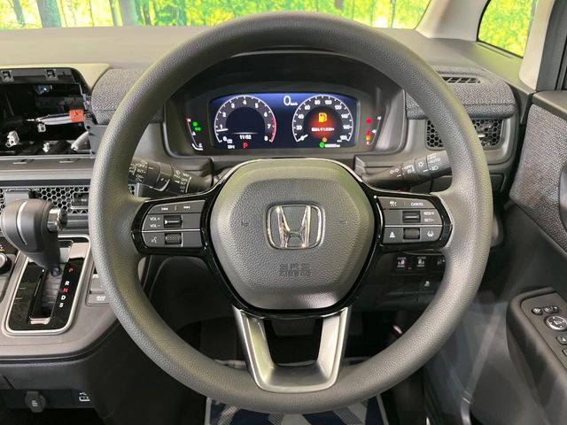 �y�X�e�A�����O�X�C�b�`�z�^�]���A�O������ڐ������炷���ƂȂ��A�I�[�f�B�I���̑��삪�\�ȕ֗��@�\!���S&���K�ȃh���C�u�����o���Ă���܂���