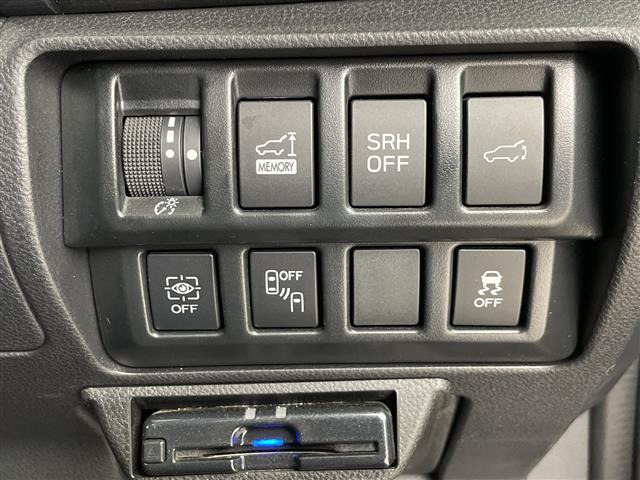 フォレスター2.0 エックスブレイク 4WD