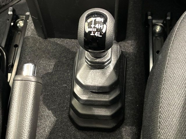 4WD�̂��Ԃł��̂ŁA�ᓹ�ł����S�ł���~��n�n��ɂ��Z�܂��̕��ȊO�ɂ��A�E�B���^�[�X�|�[�c����̕���~��n��֋A�Ȃ����@�������ɂ���������!