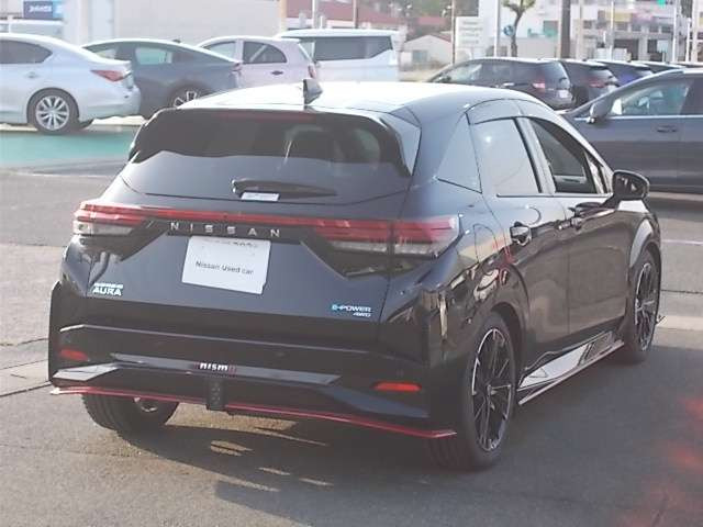 ノートオーラ1.2 NISMO チューンド e-POWER 4WD