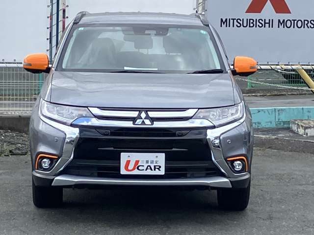 アウトランダー2.4 アクティブギア 4WD