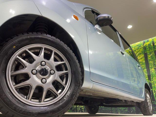 �y13�C���`�A���~�z�C�[���z�O�ςɃ}�b�`�����A���~�z�C�[���𑕒����Ă���܂��B�e��A���~�z�C�[����A�X�^�b�h���X�^�C�����戵�����Ă���܂��B���񂲑��k����������
