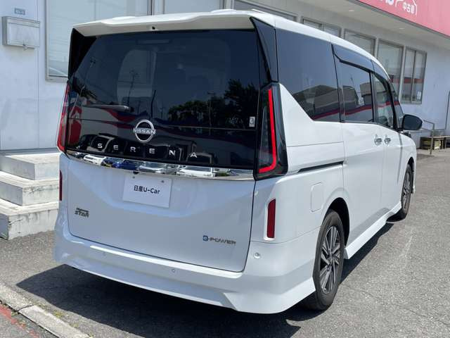セレナ1.4 e-POWER ハイウェイスターV
