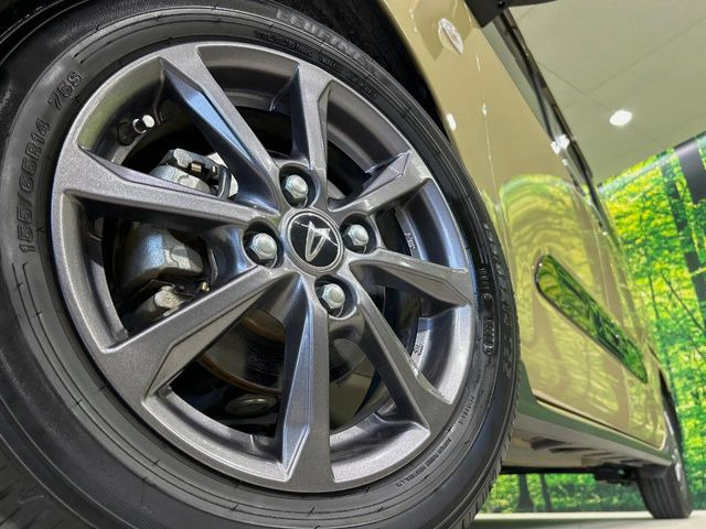 �y����14�C���`�A���~�z�C�[���z�O�ςɃ}�b�`���������A���~�z�C�[���𑕒����Ă���܂��B�e��ЊO�A���~�z�C�[����A�X�^�b�h���X�^�C�����戵�����Ă���܂��B���񂲑��k����������