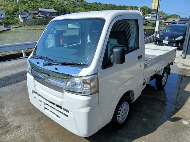 サンバートラックTB