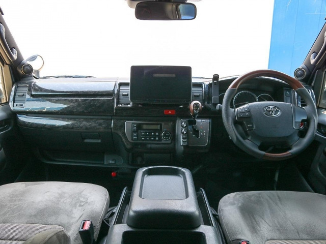 ハイエースバン2.8 スーパーGL ダークプライムII ロング ディーゼル 4WD
