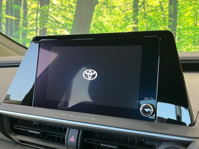 �y����8�C���` �f�B�X�v���C�I�[�f�B�I�z���ʂ̃f�B�X�v���C��AppleCarPlay��AndroidAuto�����p�\�B�傫�ȉ�ʂŃX�}�z�i�r�A�v���������p���������܂���