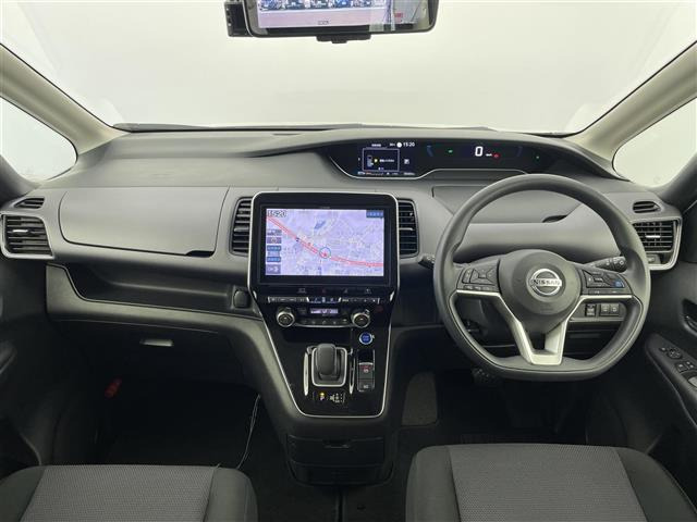 セレナ1.2 e-POWER XV エアロ