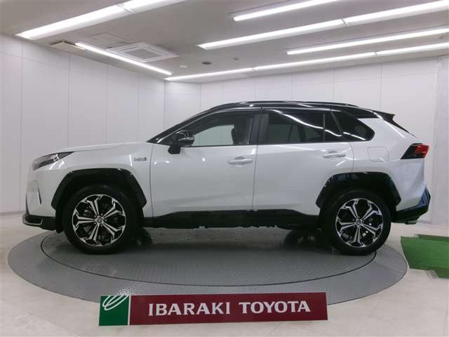 RAV42.5 プラグインハイブリッド Z E-Four 4WD