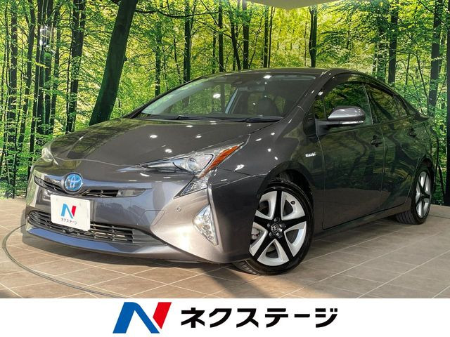 プリウス1.8 A プレミアム ツーリングセレクション