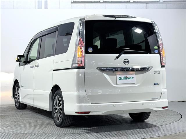 セレナ2.0 ハイウェイスター S-HYBRID