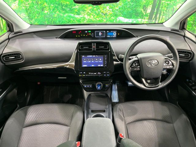 プリウス1.8 S セーフティ プラスII