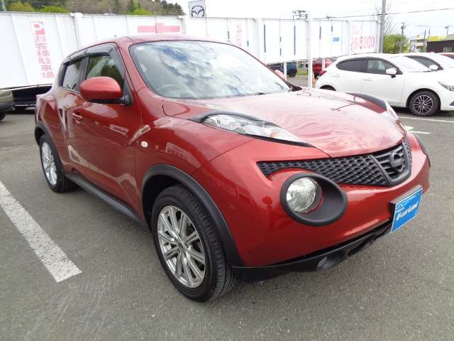 ジューク1.6 16GT FOUR タイプV 4WD