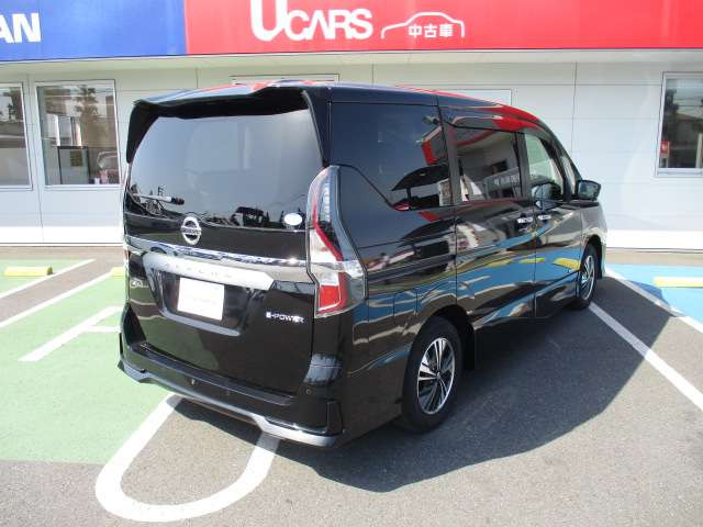 セレナ1.2 e-POWER ハイウェイスターV