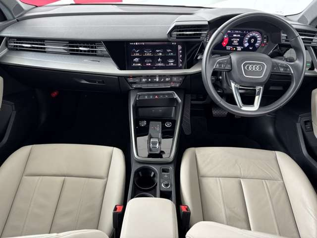 A3セダン30 TFSI アドバンスド