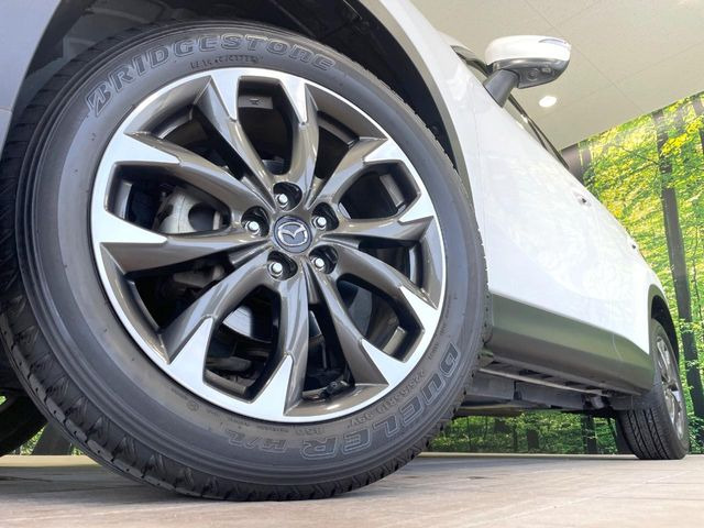 �y����19�C���`�A���~�z�C�[���z�O�ςɃ}�b�`���������A���~�z�C�[���𑕒����Ă���܂��B�e��ЊO�A���~�z�C�[����A�X�^�b�h���X�^�C�����戵�����Ă���܂��B���񂲑��k����������