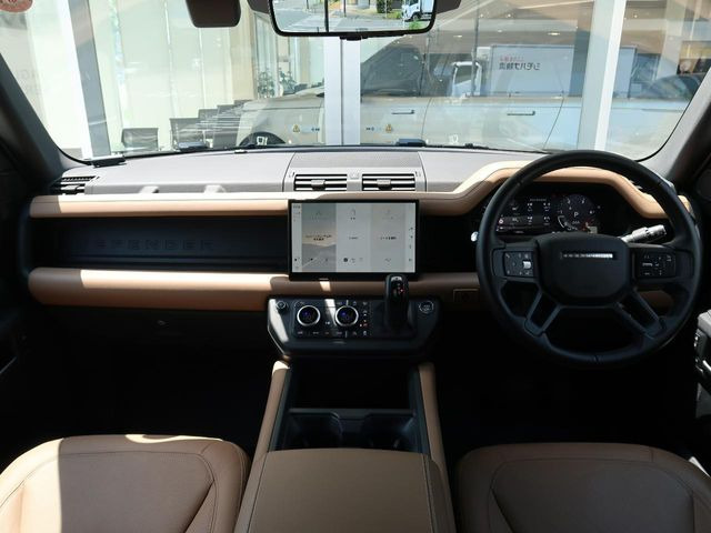 ディフェンダー110 X ダイナミック HSE 3.0L D350 ディーゼル 4WD