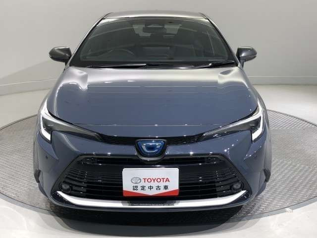 カローラツーリング1.8 ハイブリッド W×B