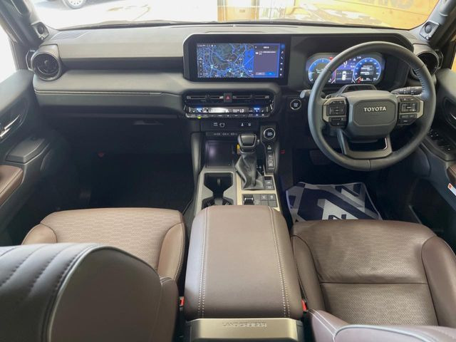 ランドクルーザー2502.8 VX ファースト エディション ディーゼル 4WD