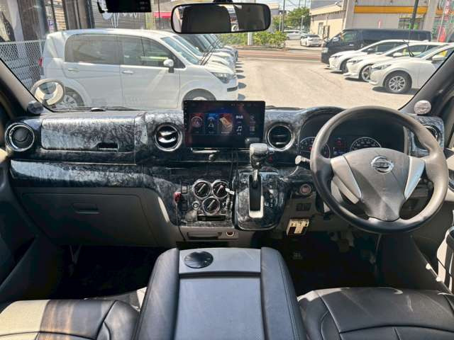 スリークロス滋賀店は自社の大型整備工場と提携しております!御購入後の修理・車検等のアフタフォローも充実です!