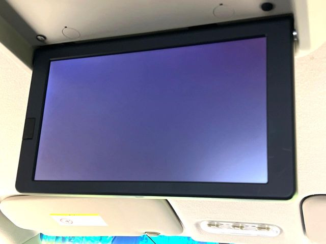 セレナ2.0 ハイウェイスター S-HYBRID アドバンスドセーフティパッケージ