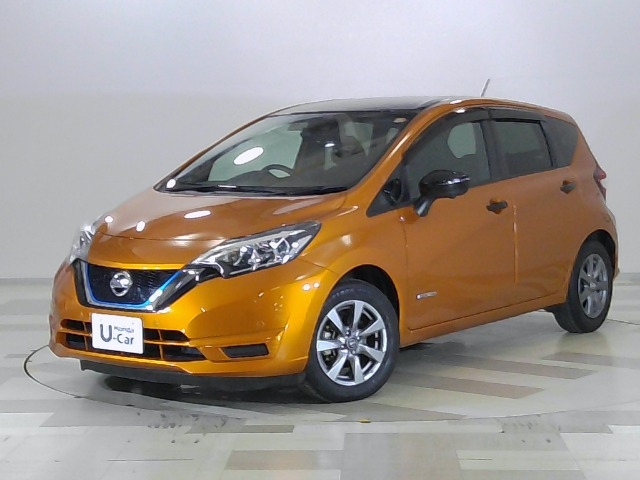 ノート1.2 e-POWER X ブラックアロー