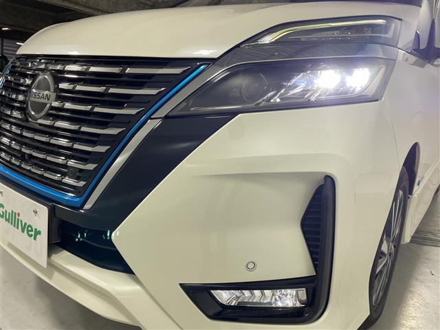 セレナ1.2 e-POWER ハイウェイスターV