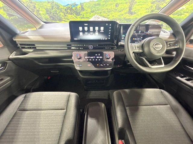 セレナ1.4 e-POWER ハイウェイスターV