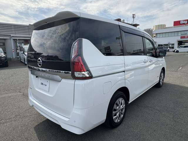セレナ2.0 X 4WD