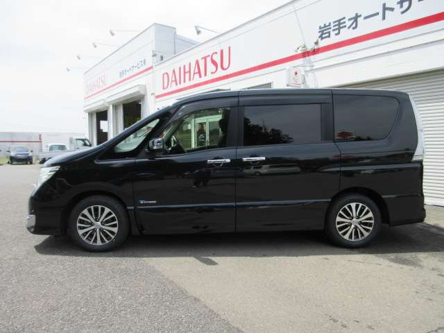 セレナ2.0 ハイウェイスターG S-HYBRID アドバンスドセーフティパッケージ