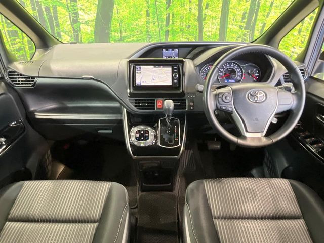 ヴォクシー2.0 ZS 煌