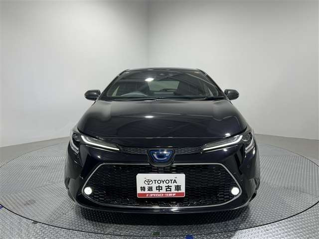 カローラツーリング1.8 ハイブリッド W×B E-Four 4WD