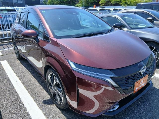 ノートオーラ1.2 G FOUR レザーエディション 4WD