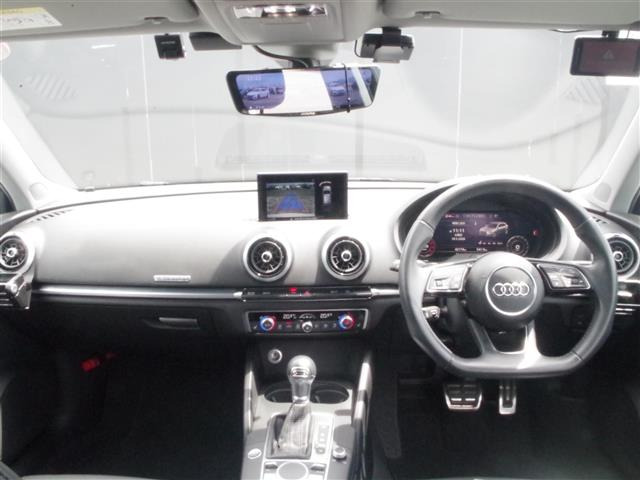 A3スポーツバック2.0 TFSI クワトロ スポーツ 4WD